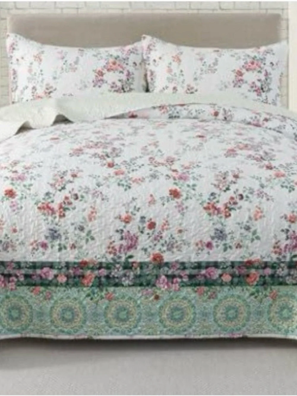 Floral Cotton Quilt Set in White with Pink & Green Accents
